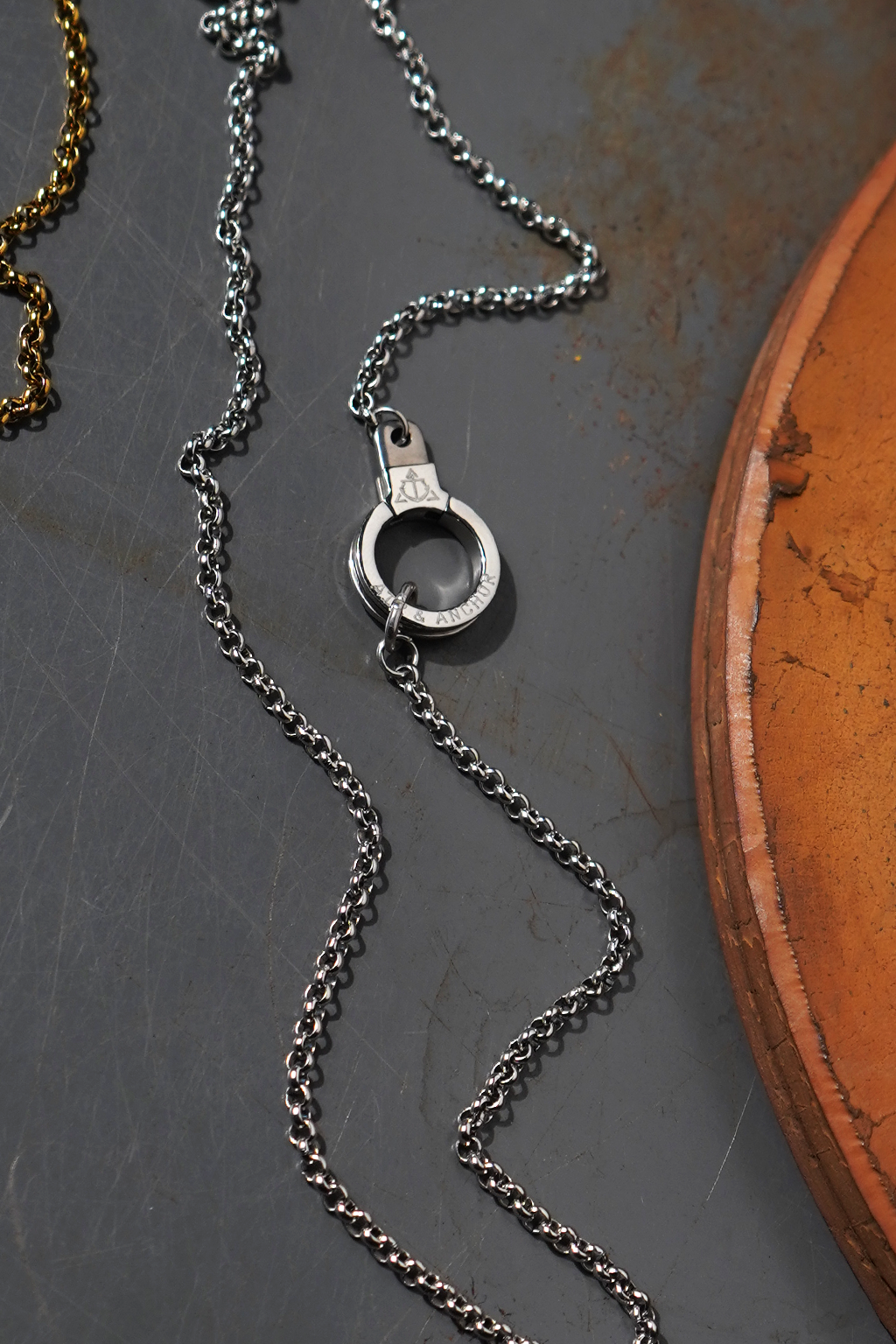 Round Link Chain Cuff Keeper Necklace