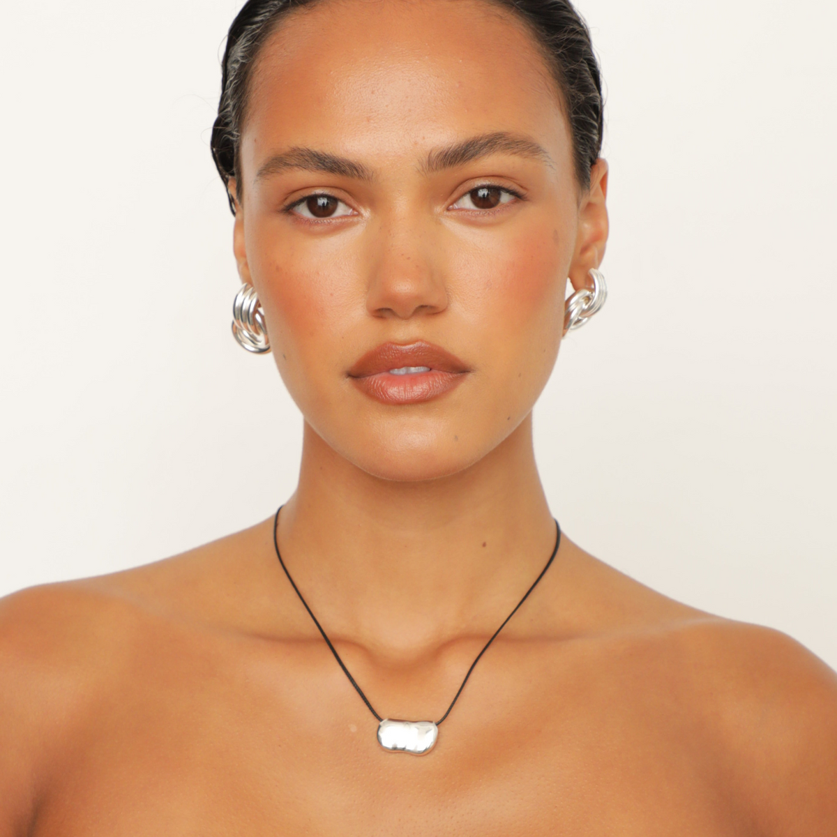 PEBBLE NECKLACE - image 3