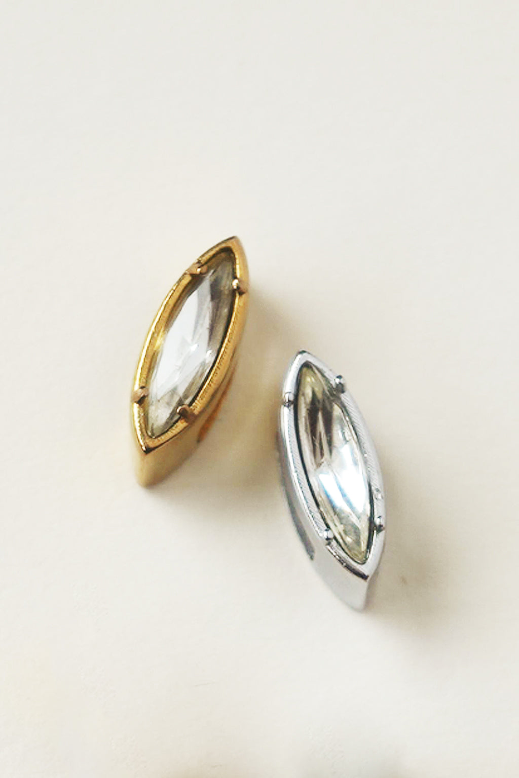 month by month birthstone slider