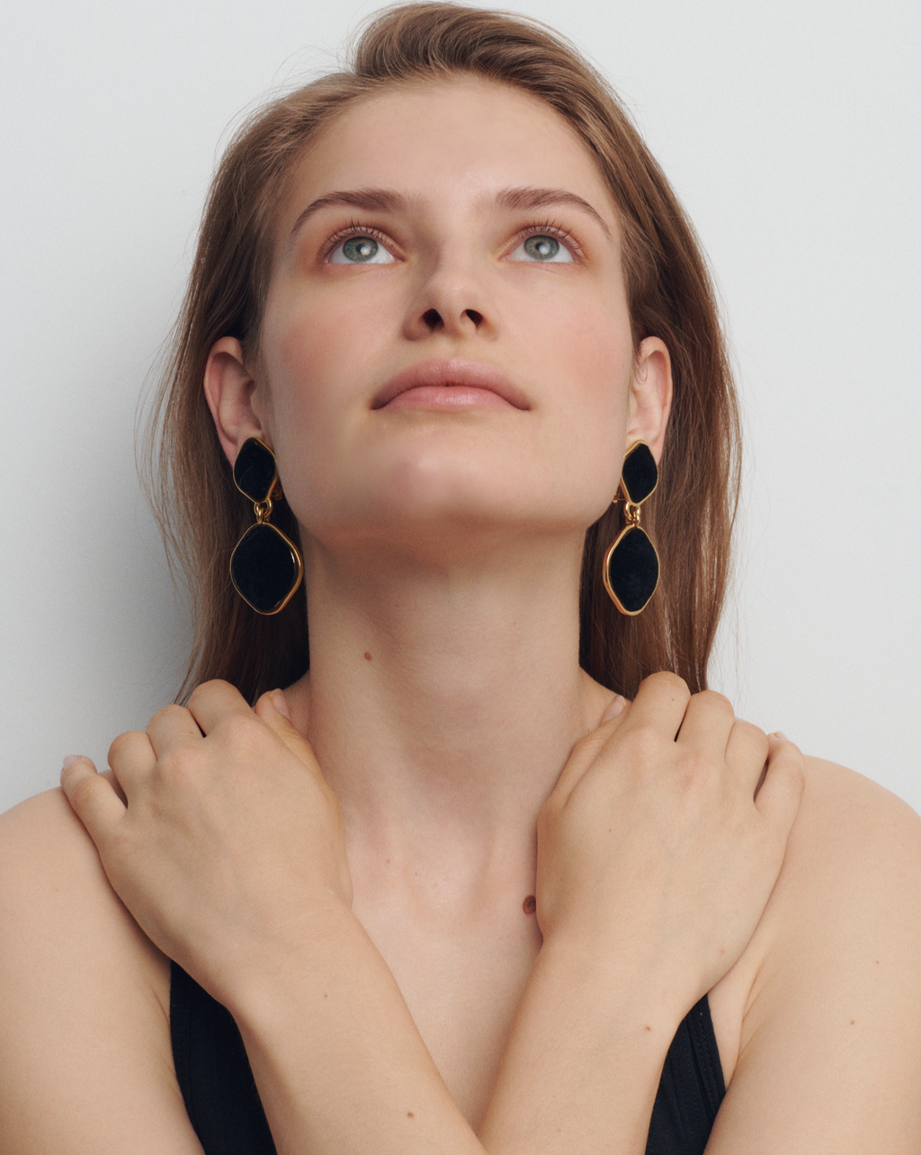 ALMA CLIP-ON EARRINGS - image 15