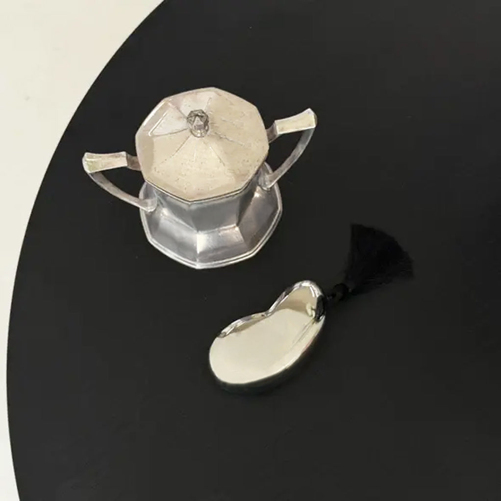 PAPERWEIGHT - image 2