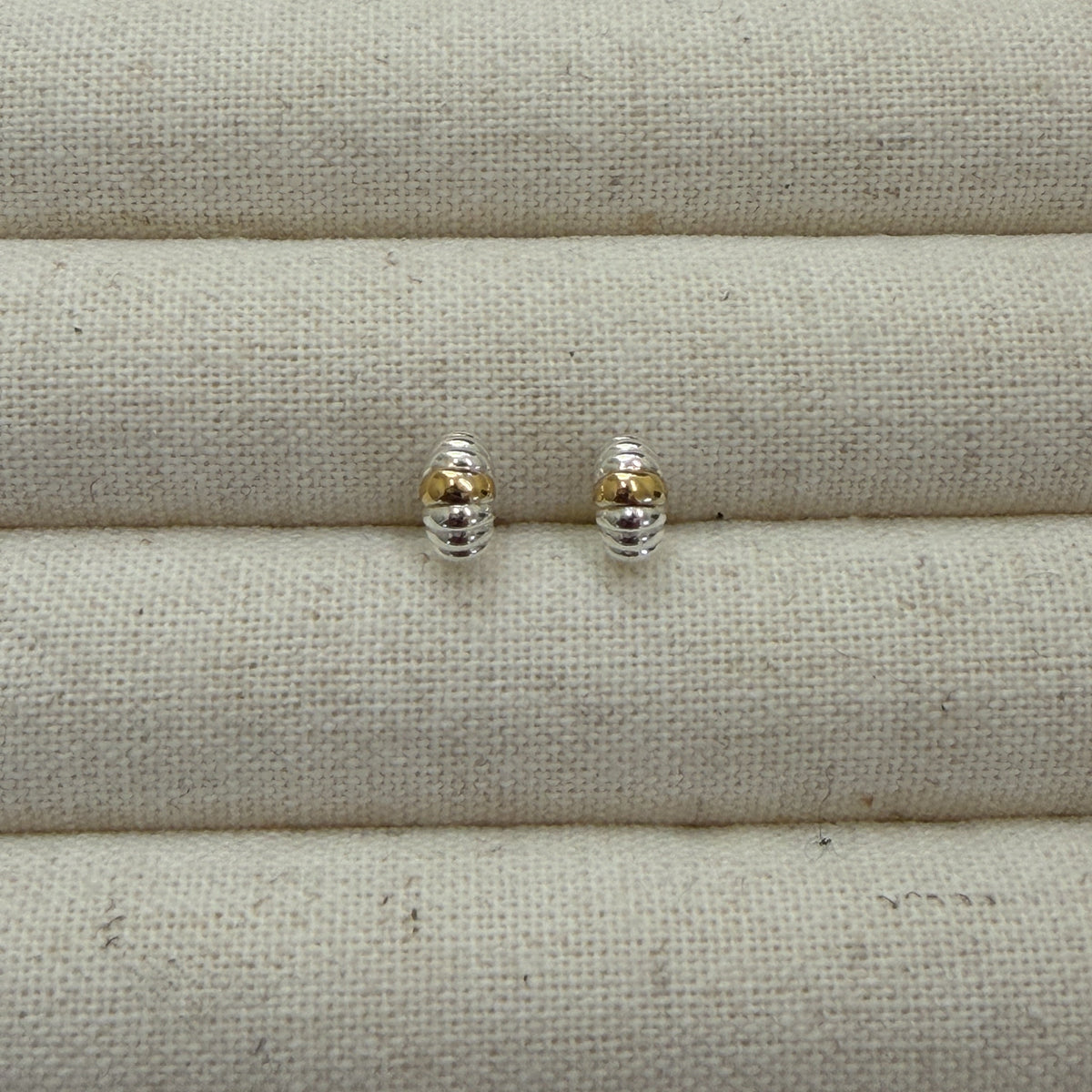 BEBE EARRINGS - image 4