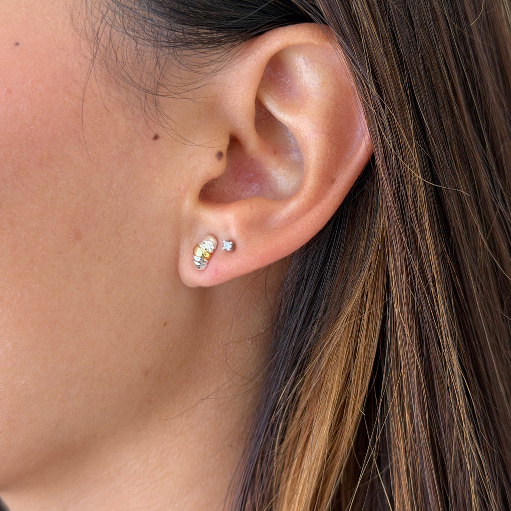 BEBE EARRINGS - image 6