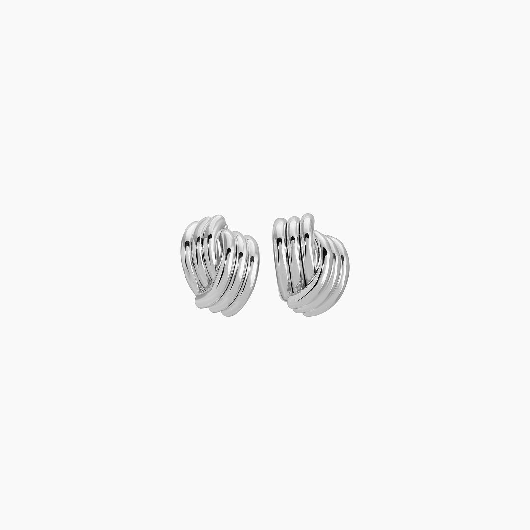 CLOVE EARRINGS - image 3