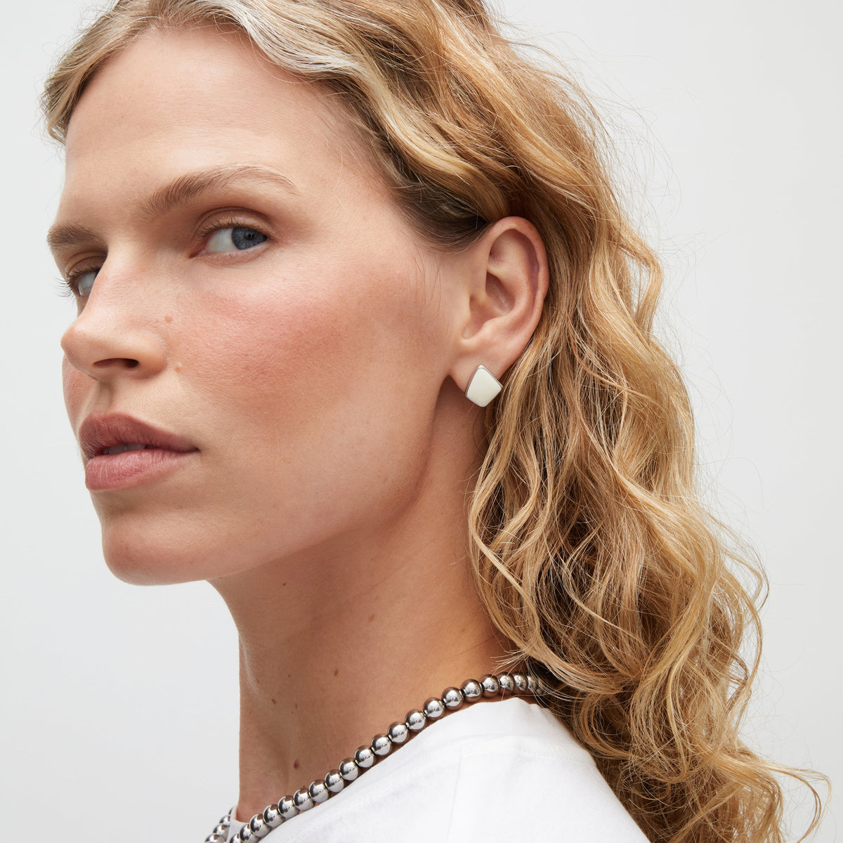 CÔTE EARRINGS - image 10