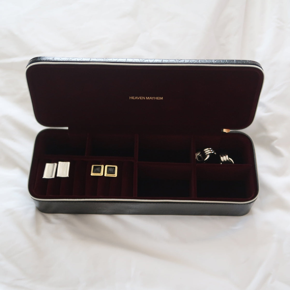 JEWELRY TRAVEL CASE - image 3