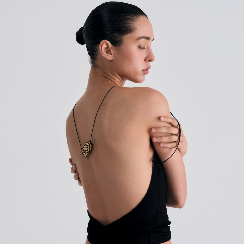 JULIA NET NECKLACE - image 15