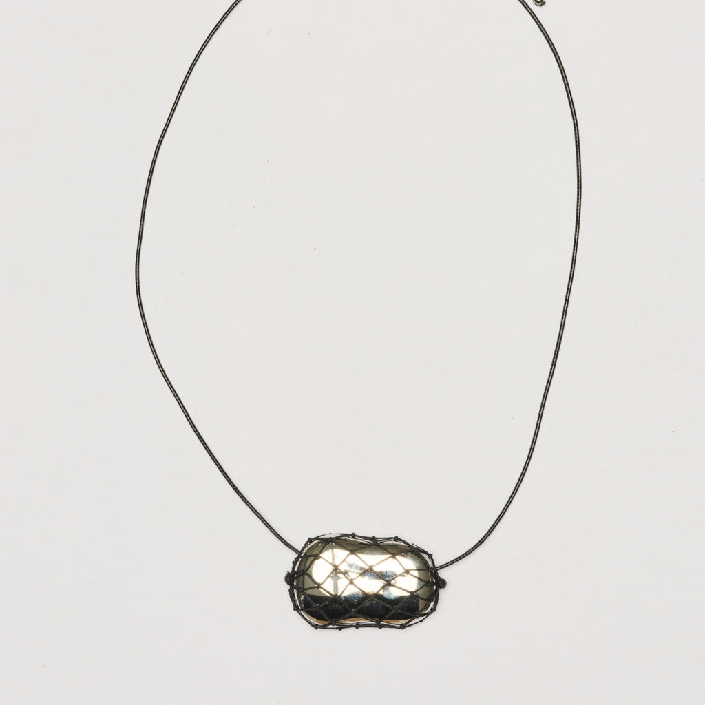 JULIA NET NECKLACE - image 9