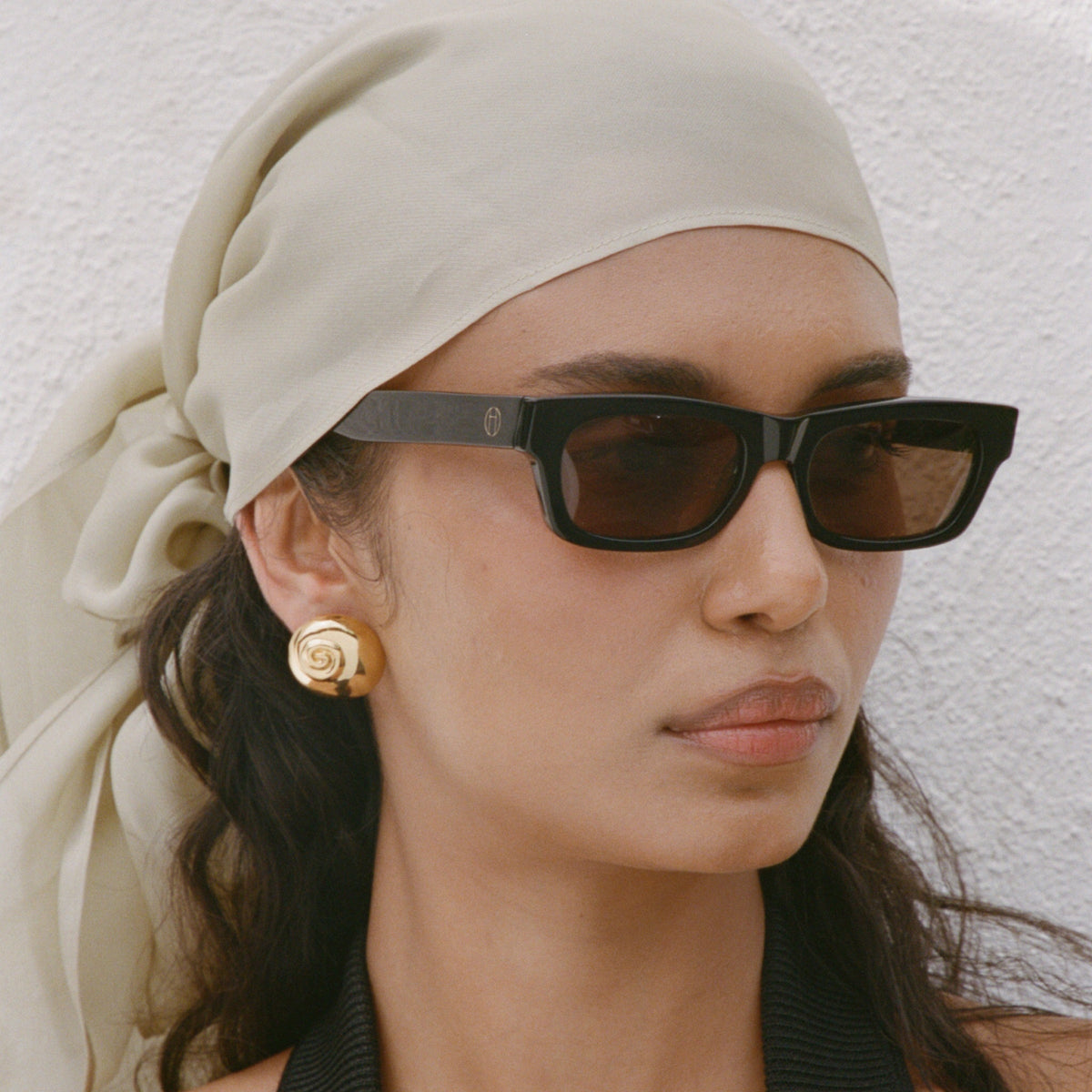 MARE EARRINGS - image 4