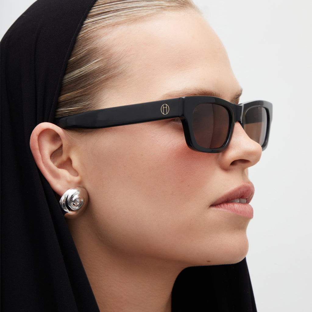 MARE EARRINGS - image 10