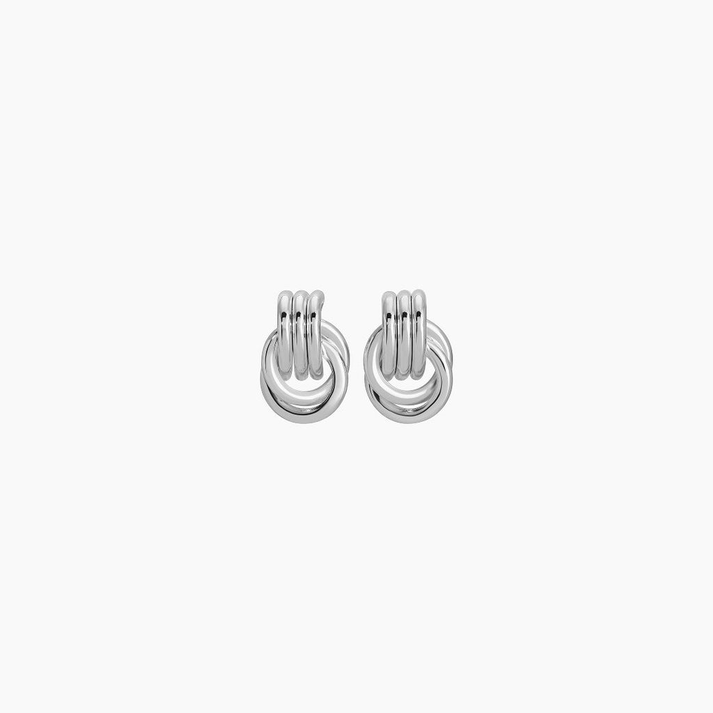 MICRO KNOT EARRINGS - image 3