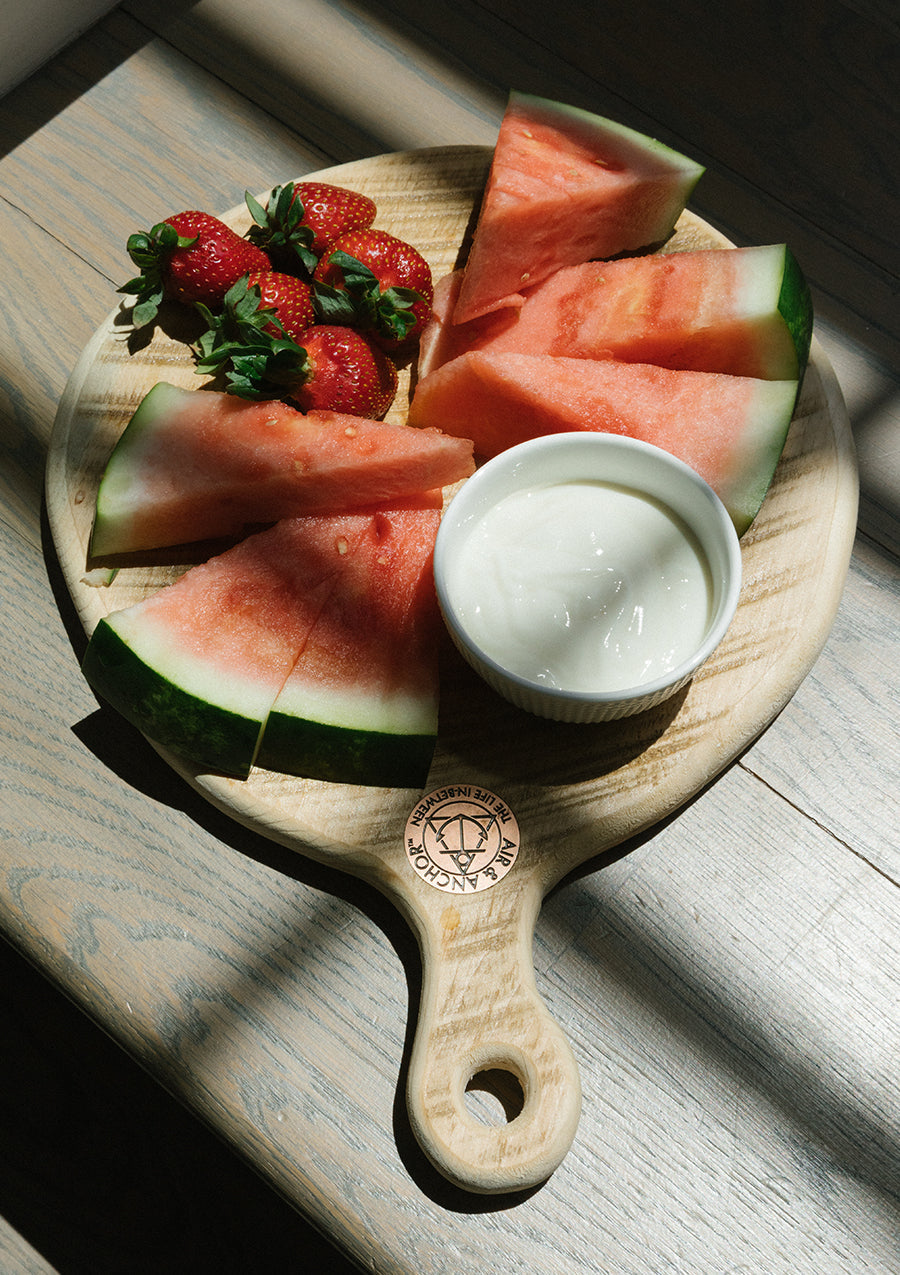 Old Pine Round Serving Board with Handle