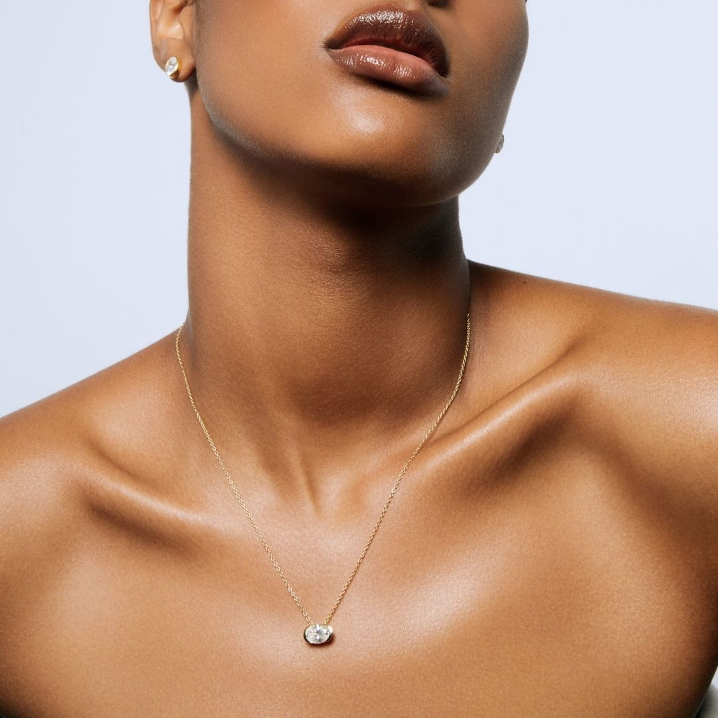 POISE NECKLACE - image 2