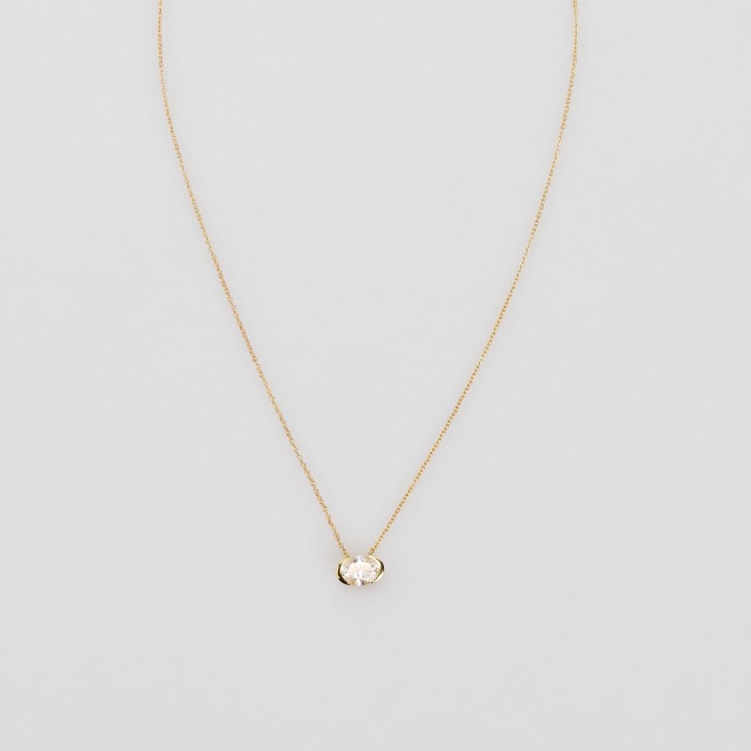POISE NECKLACE - image 4
