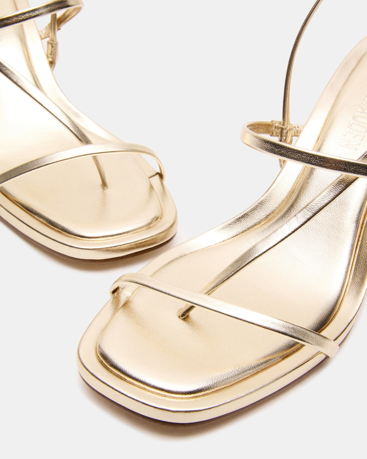 DIORA GOLD