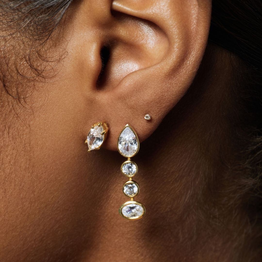 SPECK EARRINGS - image 2