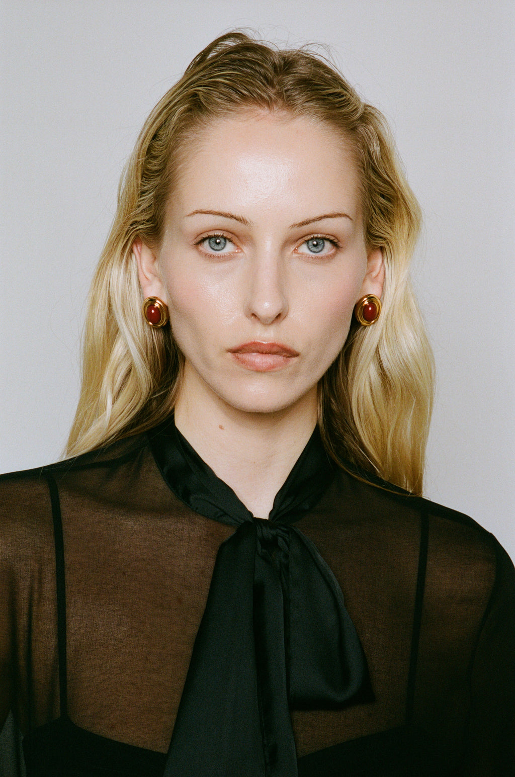 PRIZE EARRINGS - image 15