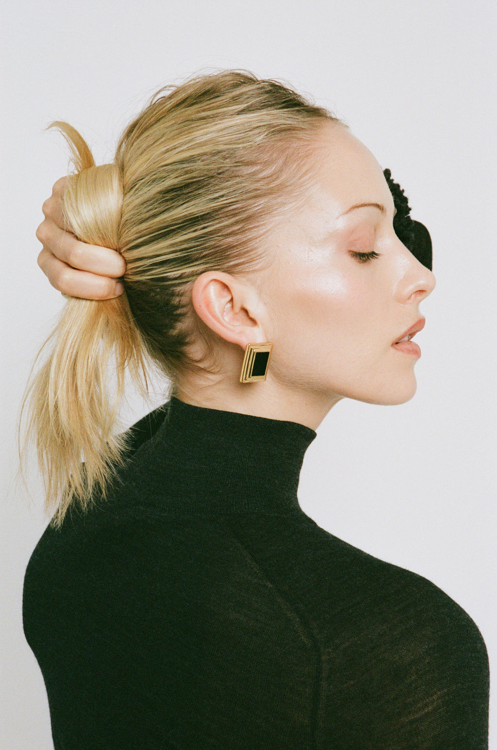 PLAZA EARRINGS - image 15