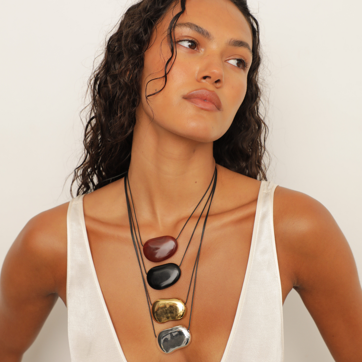 JULIA NECKLACE - image 11