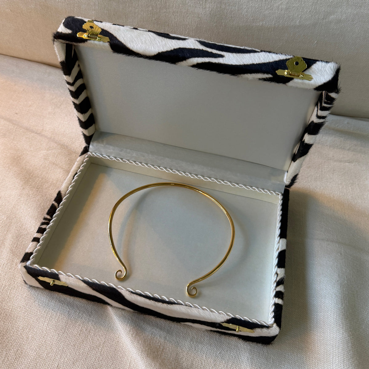JEWELRY CASE - image 2