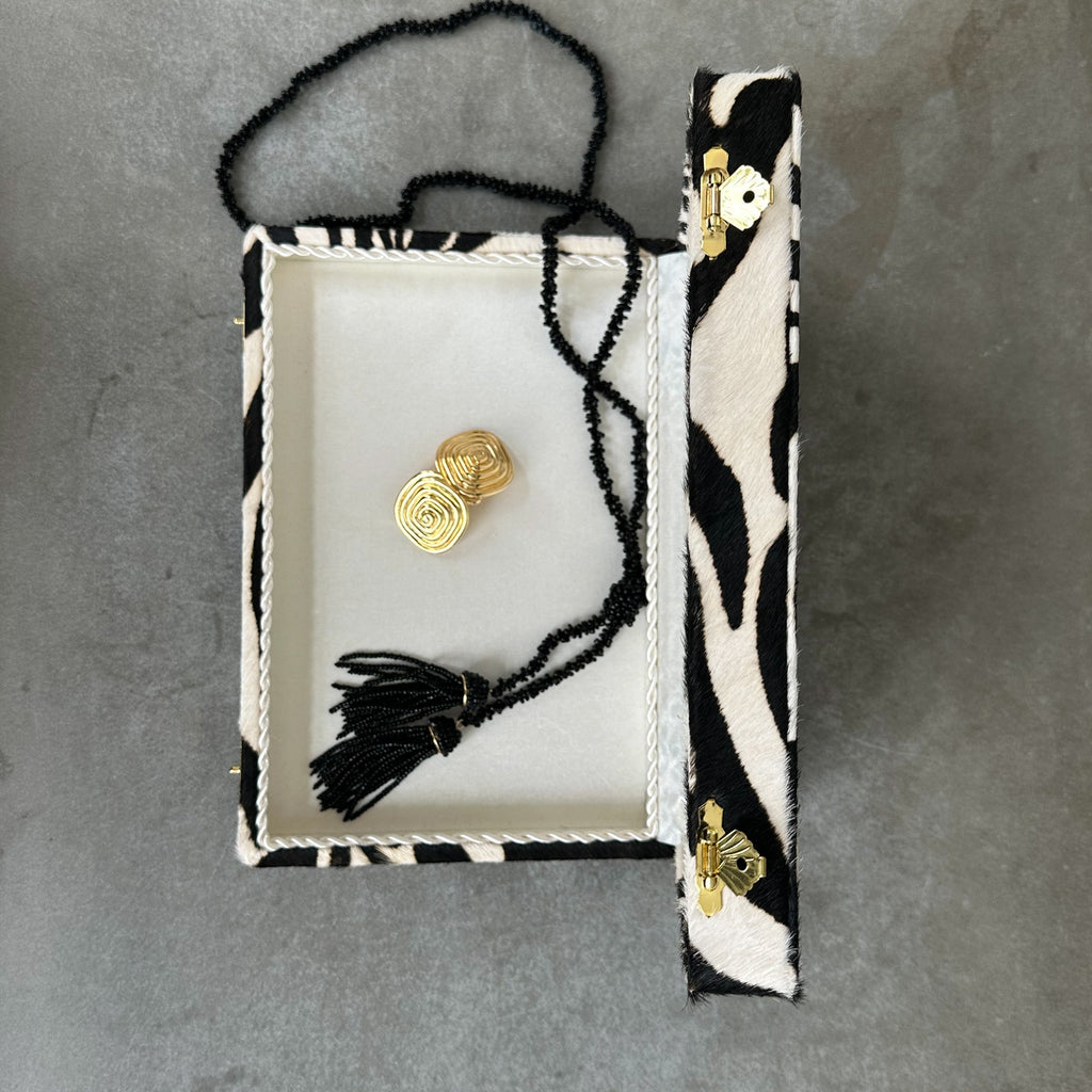 JEWELRY CASE - image 7