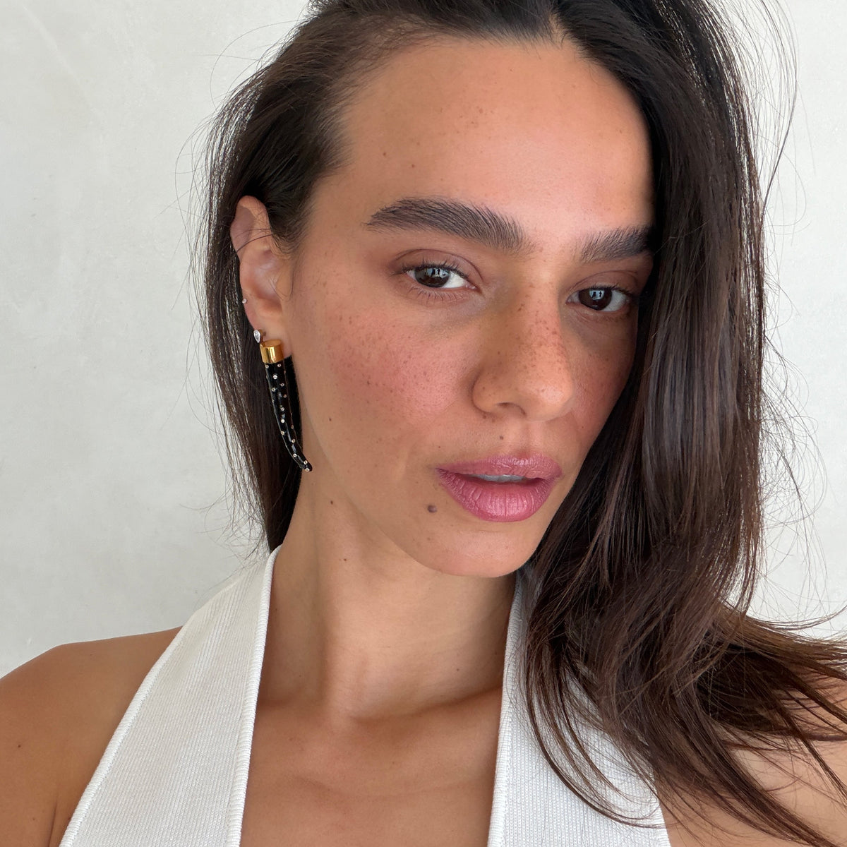 BEZEL HORN EARRINGS - image 6