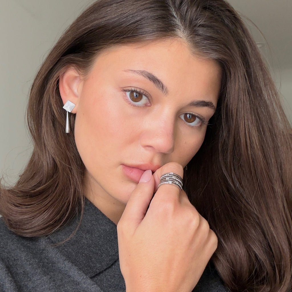 IRIS EARRINGS - image 8