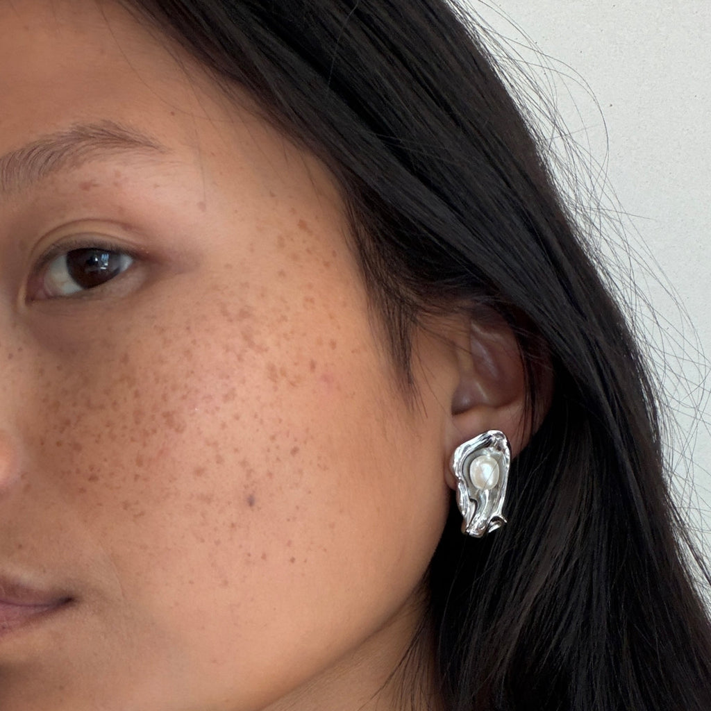 MOTHER OF PEARL EARRINGS - image 10