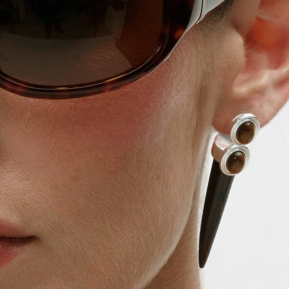 PRIZE WOOD EARRINGS - image 5