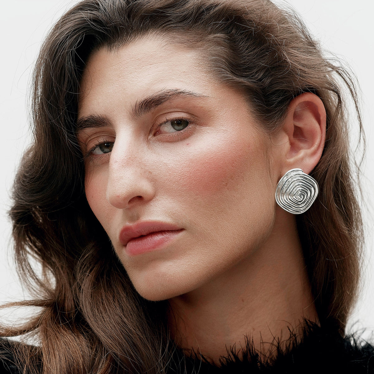 TRUSSO EARRINGS - image 7